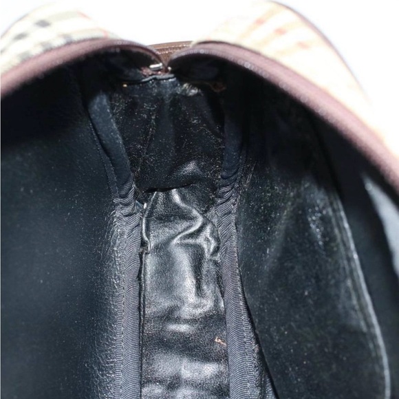 Vintage Burberry Clutch Bag - Picture 5 of 16